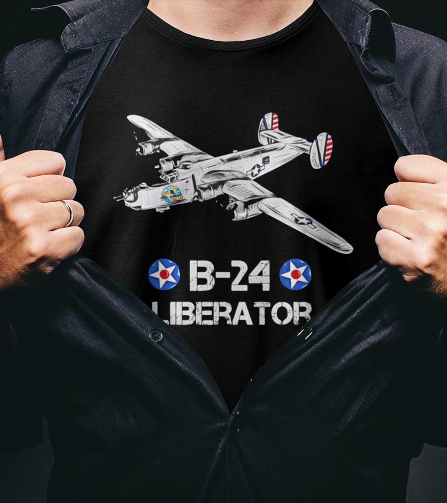 B 24 Liberator WWII Bomber American Military Aviation Vintage Aircraft T-Shirt
