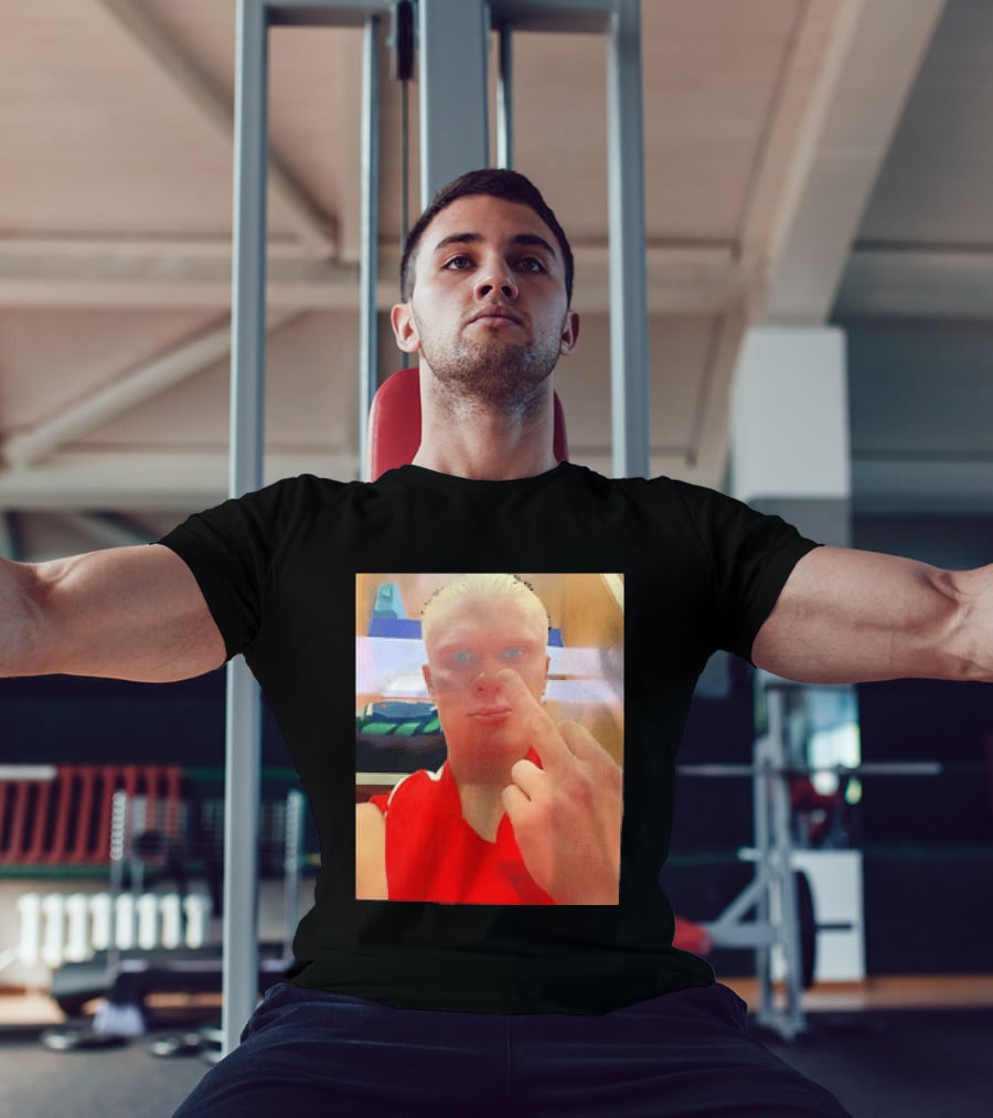 Norway Erling Haaland Middle Finger Selfie T-Shirt