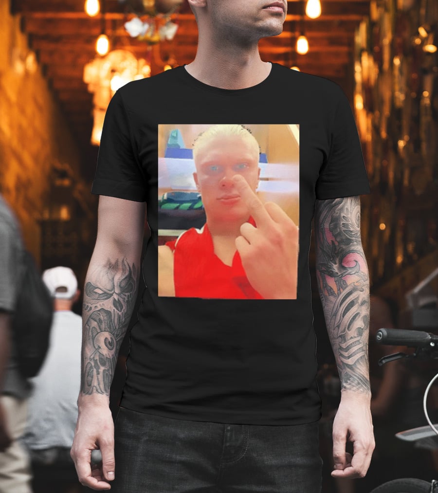 Norway Erling Haaland Middle Finger Selfie T-Shirt