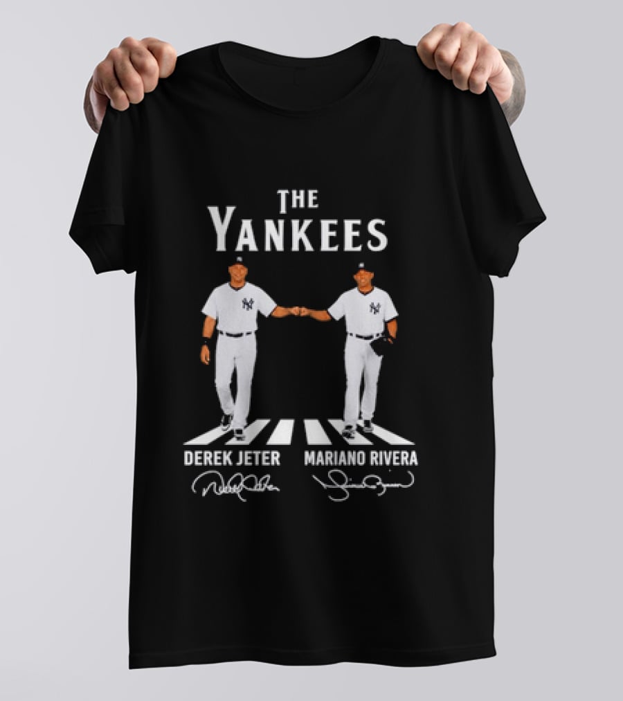 Derek Jeter Mariano Rivera The Yankees New York Yankees Iconic Baseball Moment T-Shirt