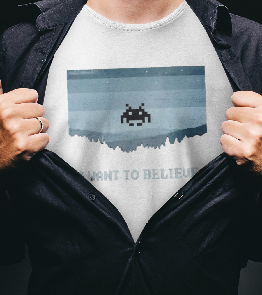 Space Invaders The X Files I Want To Believe Retro Mashup T-Shirt