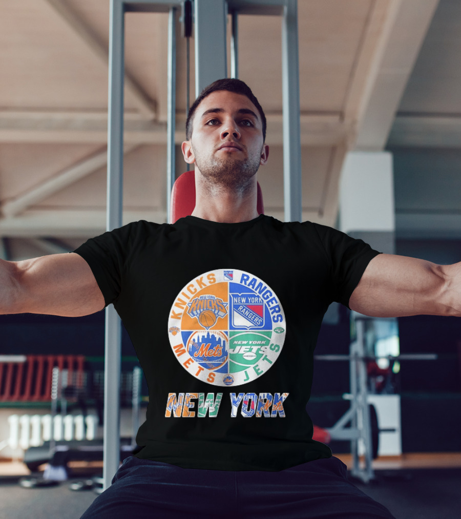 New York Knicks Rangers Mets Jets Fan Logos NY Sports Team Circle T-Shirt