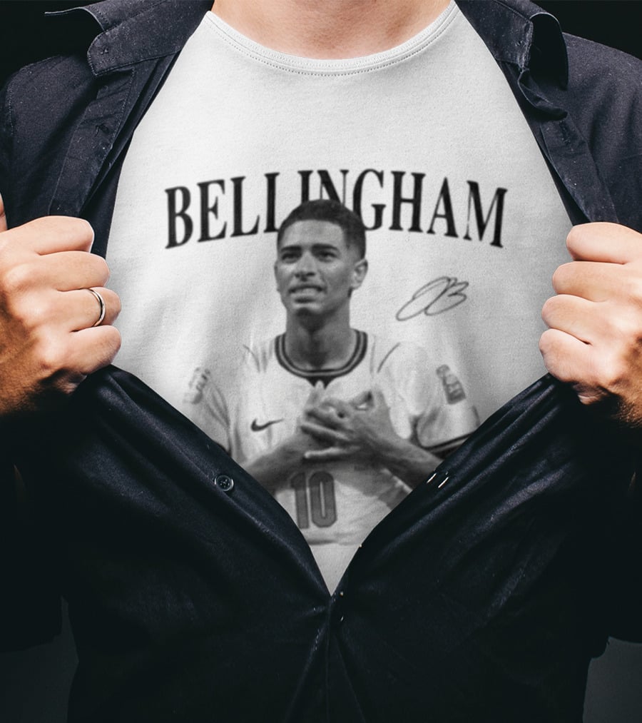 Bellingham England Number 10 Footballer Iconic Three Lions T-Shirt