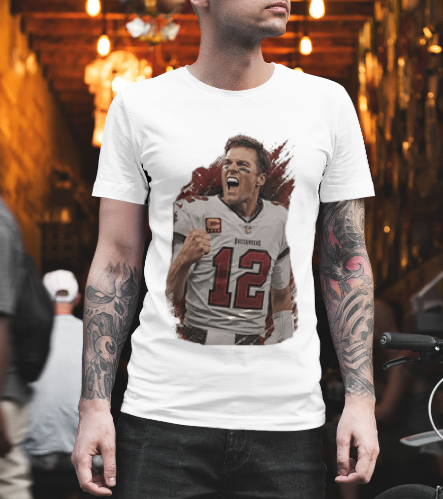 Tampa Bay Buccaneers Tom Brady Number 12 NFL Legend T-Shirt