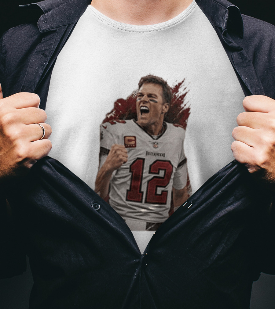 Tampa Bay Buccaneers Tom Brady Number 12 NFL Legend T-Shirt