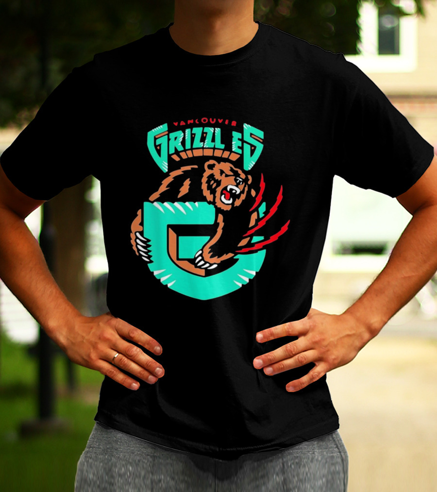 Vancouver Grizzlies Bear Claw Retro Sports Emblem Men's T-Shirt