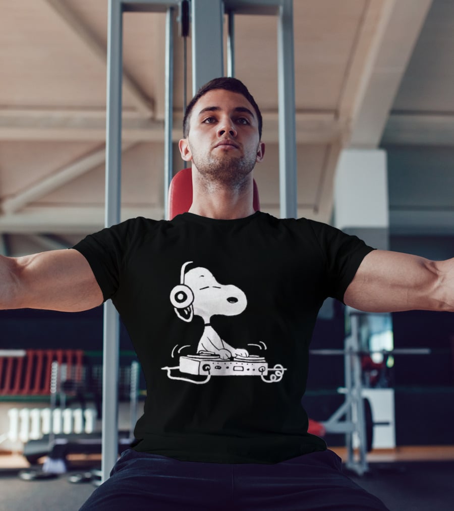 Kith Peanuts Snoopy DJ Collaboration T-Shirt