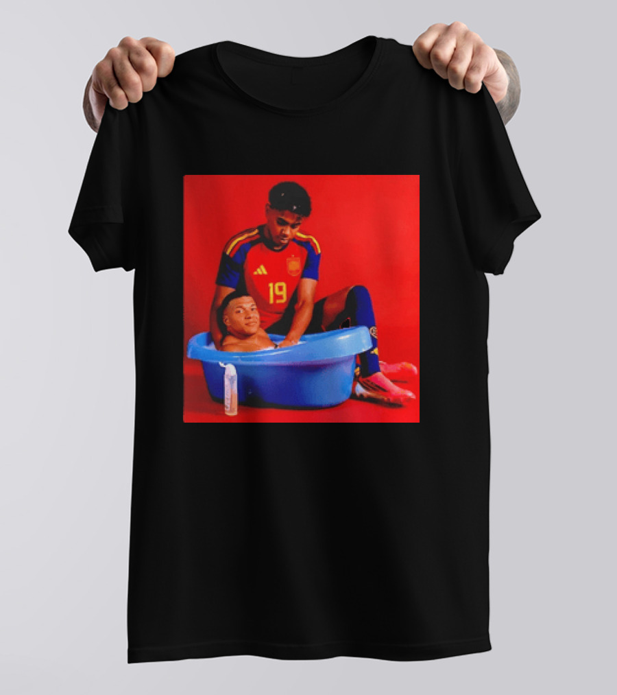 Kylian Mbappe Lamine Yamal Spain Soccer Bath Comedy Scene T-Shirt