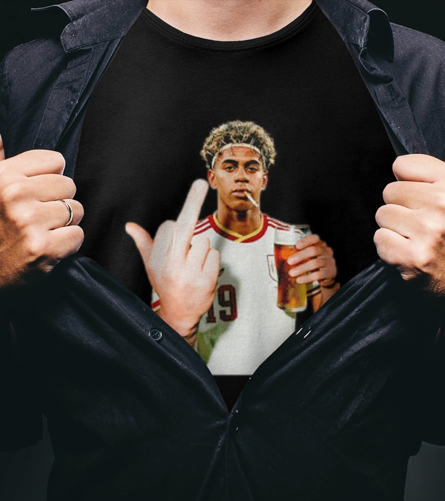 Lamine Yamal Spain National Team 19 Middle Finger And Beer T-Shirt