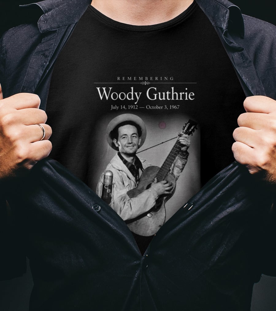Remembering Woody Guthrie July 14 1912 October 3 1967 CBS Microphone Guitar Image T-Shirt