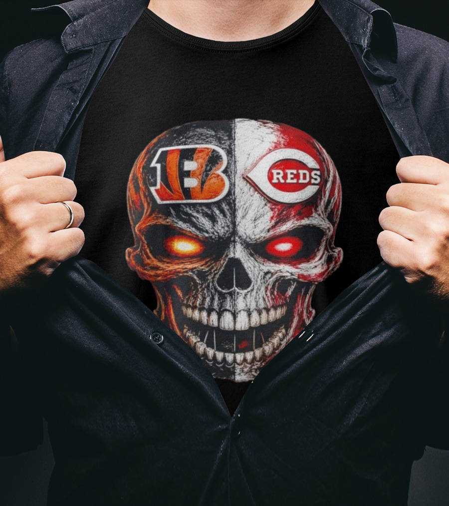 BENGALS REDS Skull Split Face Dual T-Shirt