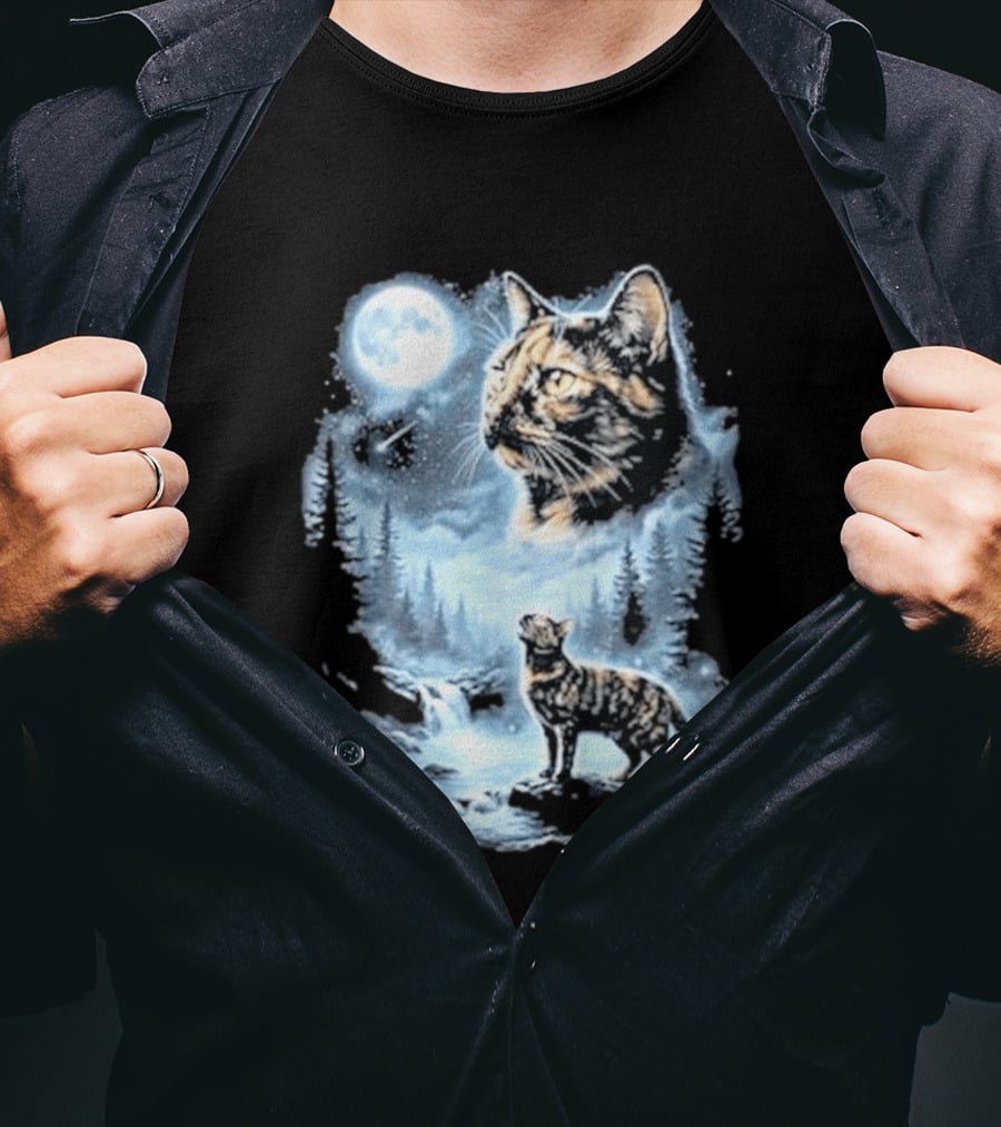 Tabby Cat Howling To The Moon Halloween Forest Scene T-Shirt