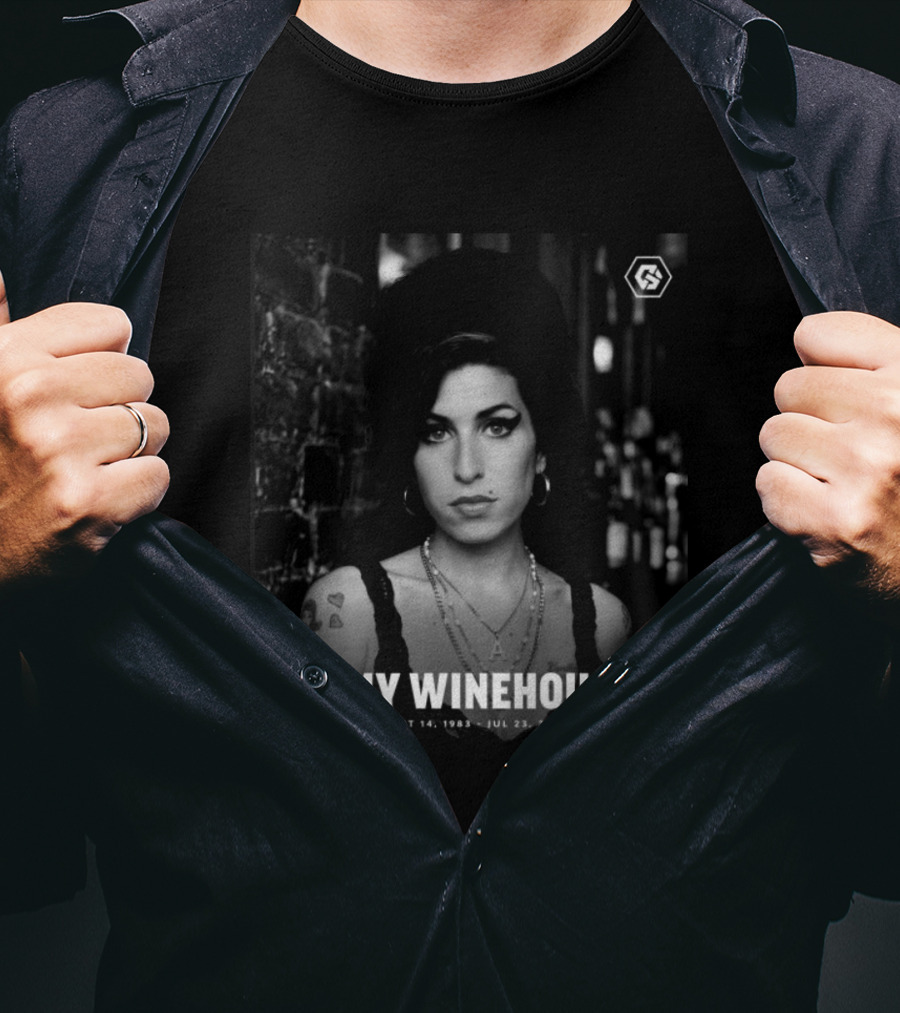 AMY WINEHOUSE Sept 14 1983 Jul 23 2011 Tribute Anniversary Memoriam T-Shirt