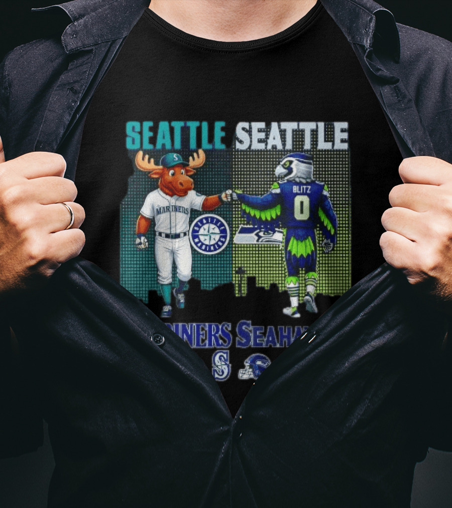 Seattle Mariners Moose And Seahawks Blitz On Saturdays Sundays T-Shirt