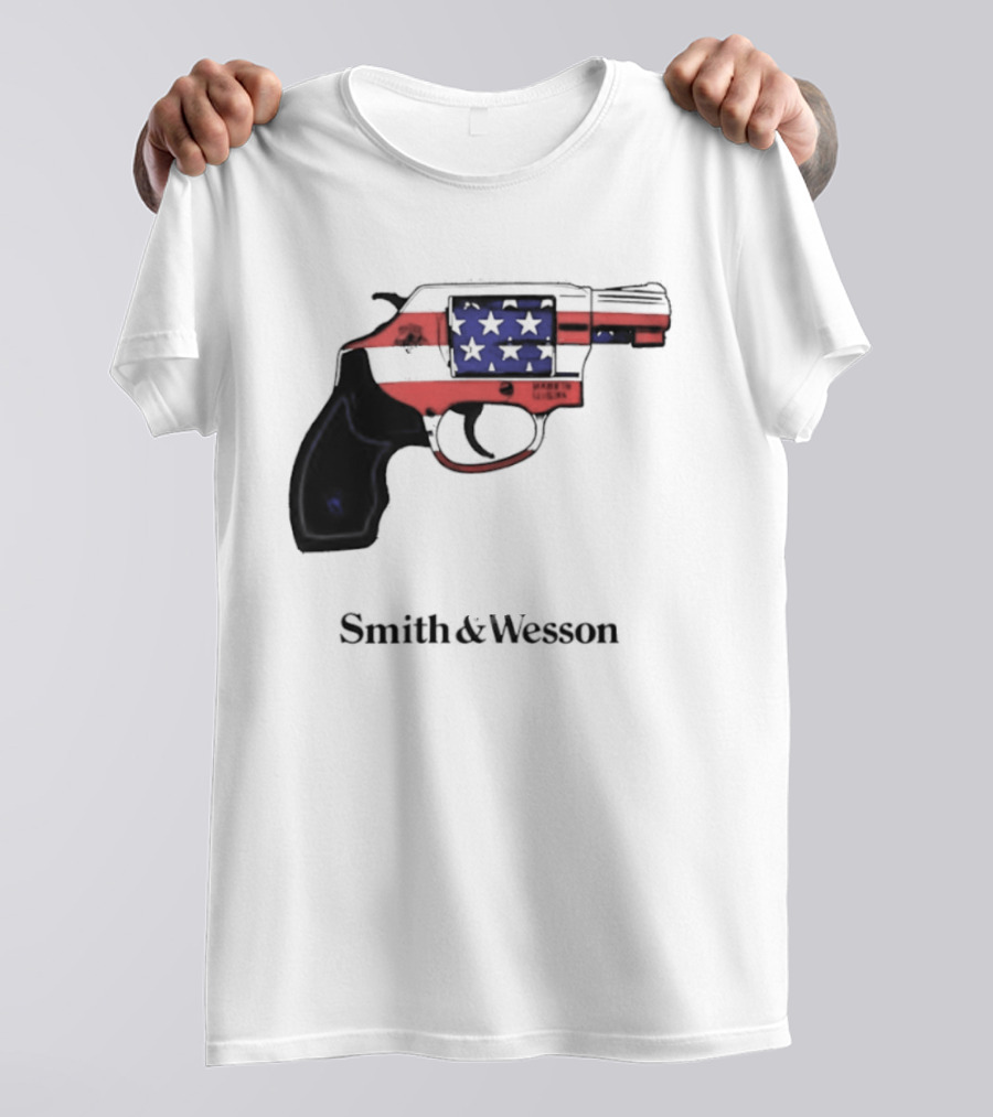 Smith And Wesson American Flag Revolver Firearm T-Shirt