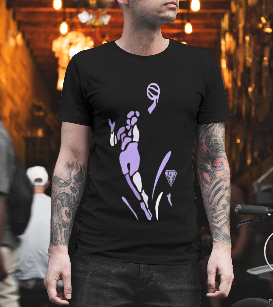 Golden State Valkyries Basketball Player Silhouette Purple Pose T-Shirt