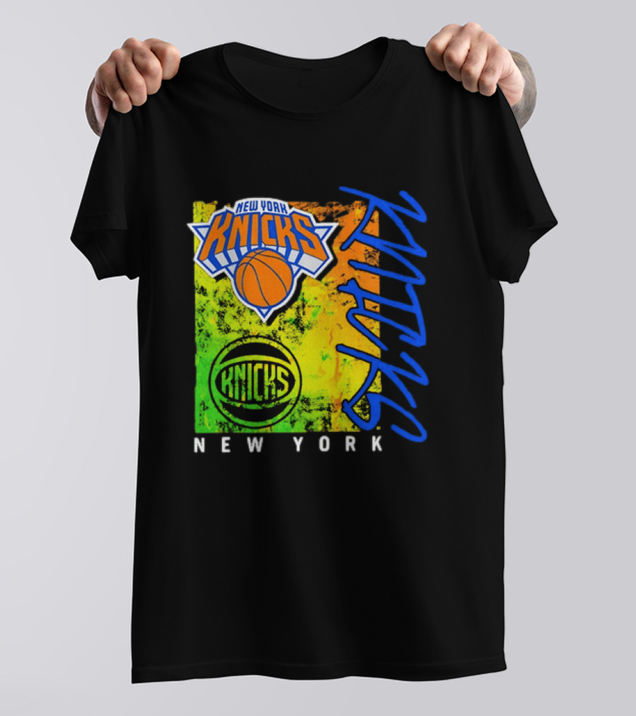 New York Knicks Distressed Basketball Retro Style NBA Fan Favorite T-Shirt