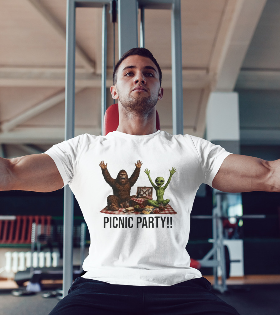 Bigfoot And Alien Picnic Party With Chips And Sandwiches T-Shirt