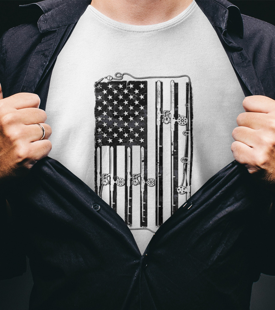 Distressed American Flag Fishing Rod Patriotic USA Angling Stars And Stripes T-Shirt