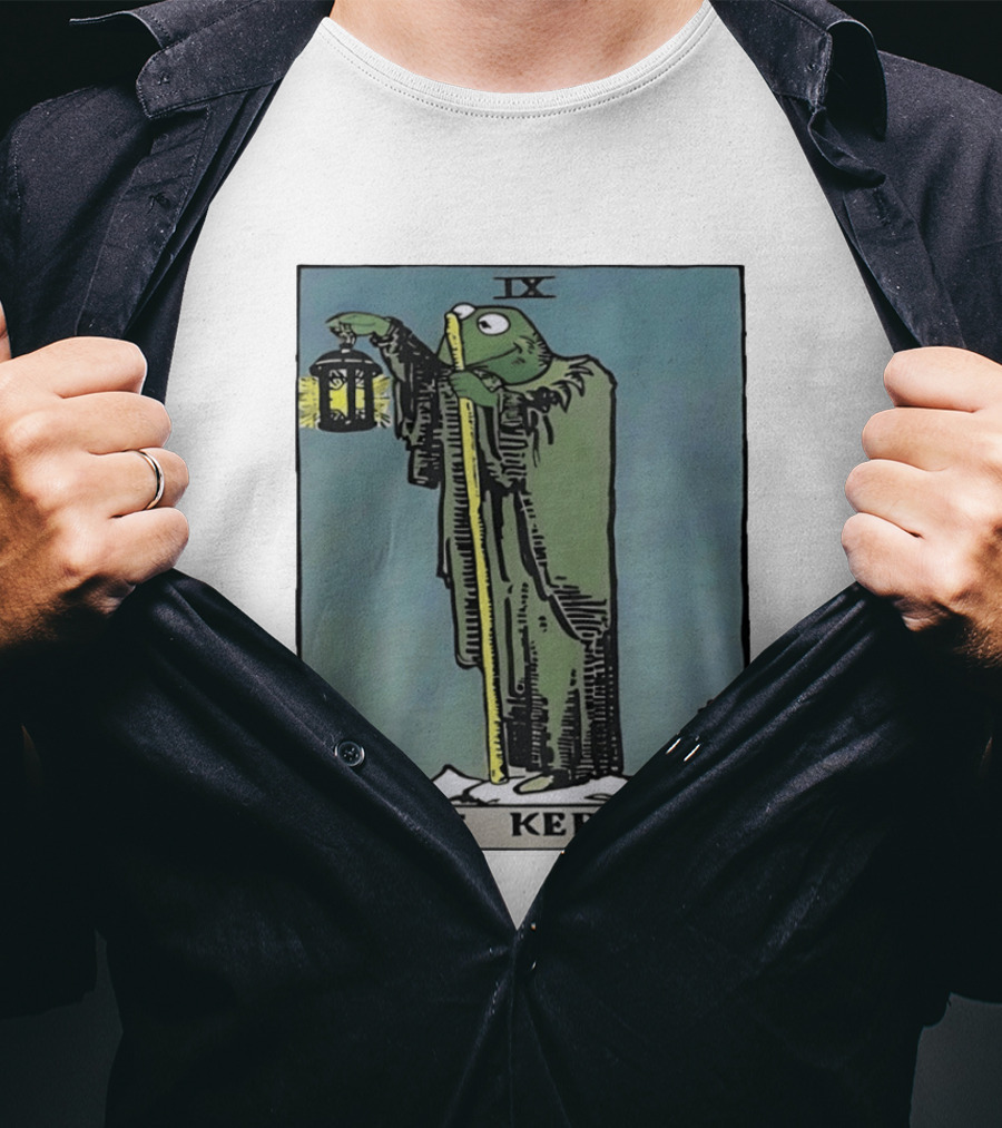 Kermit Tarot Card IX The Hermit Muppets Lantern T-Shirt