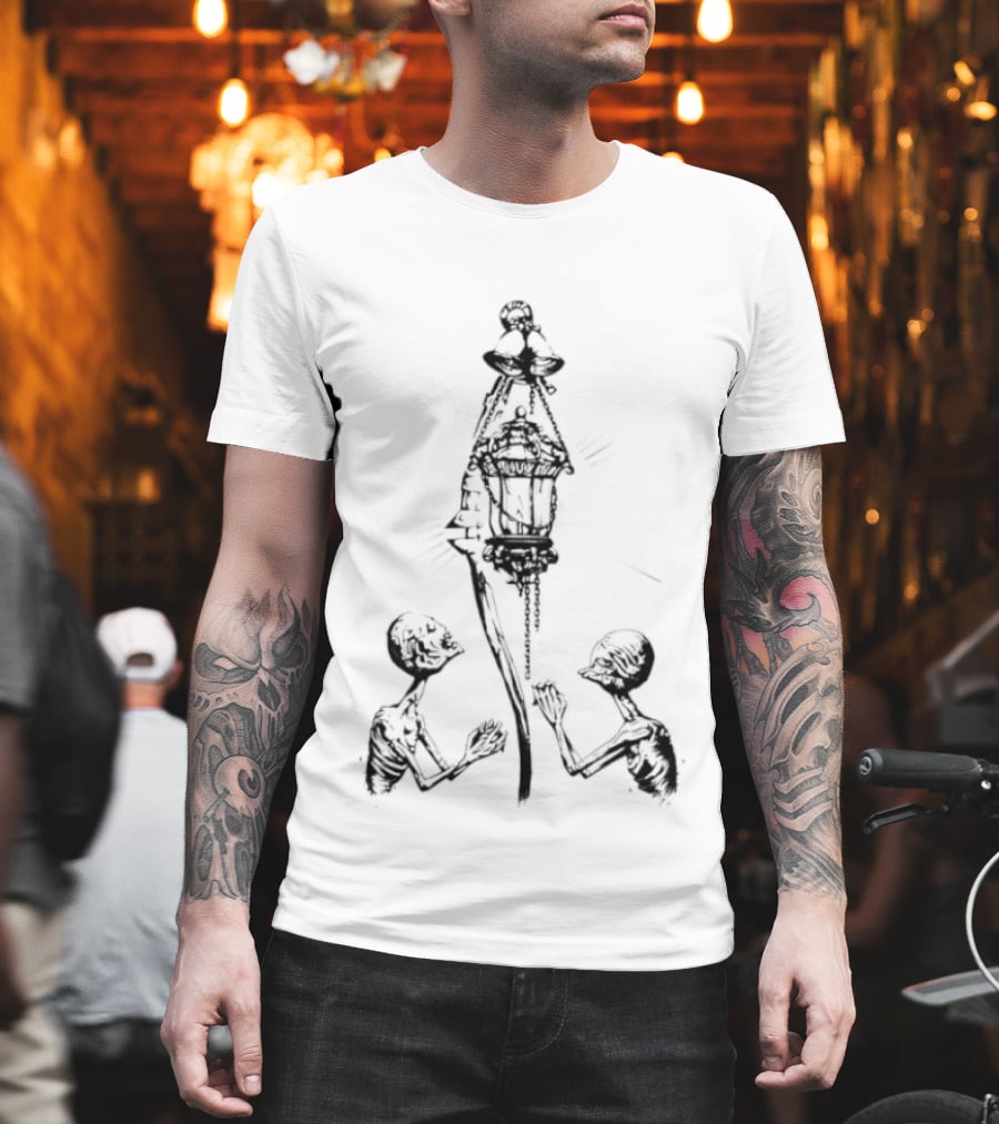 Elden Ring Lanternbearer Prisoner Soul Shrine Dark Fantasy Nightmarish Scene T-Shirt