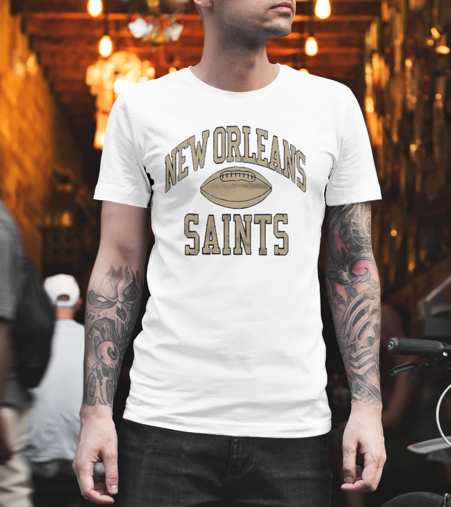 New Orleans Saints Distressed Football Team Fan T-Shirt