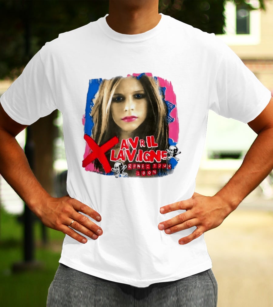 Avril Lavigne Bonez Tour 2004 Skull And Crossbones T-Shirt