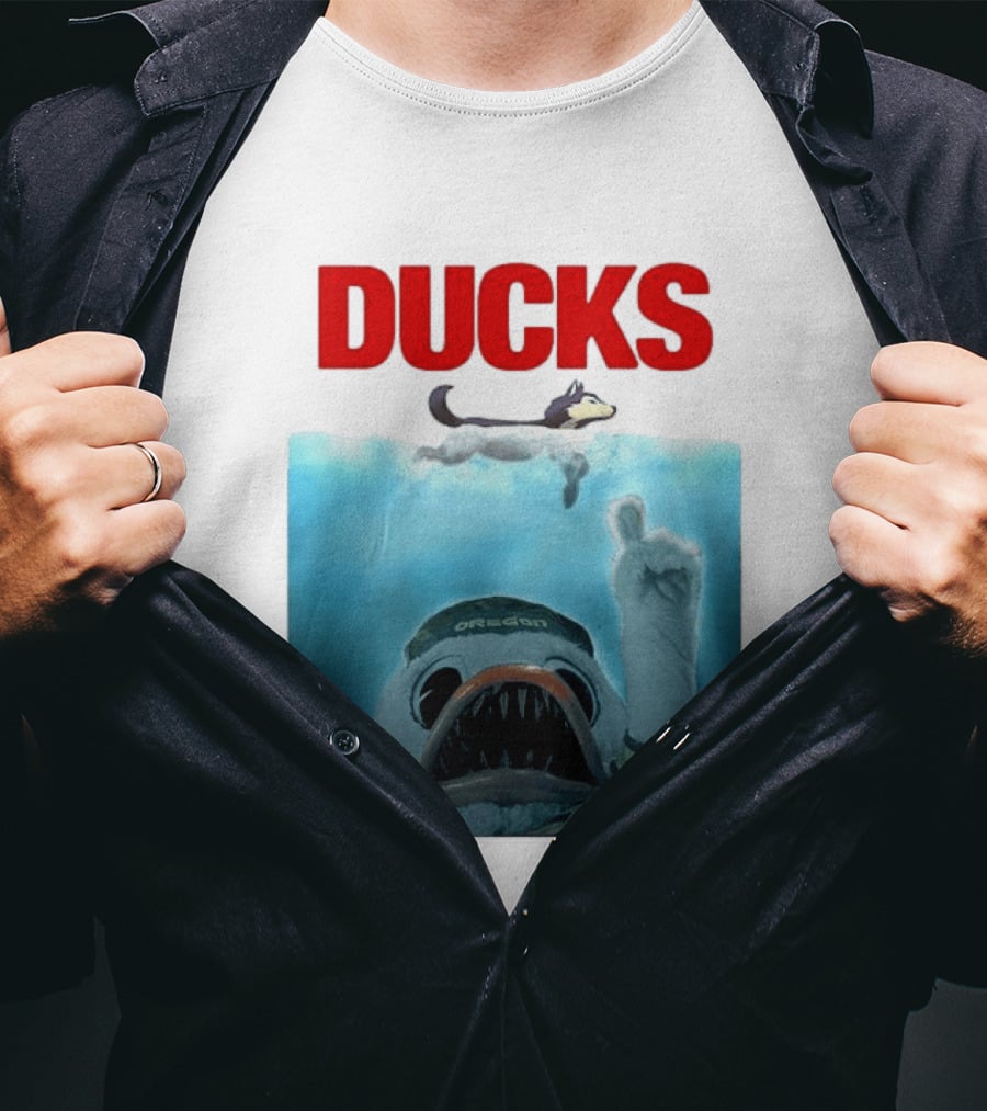Oregon Ducks Jaws Parody With Washington Huskies Rivalry T-Shirt