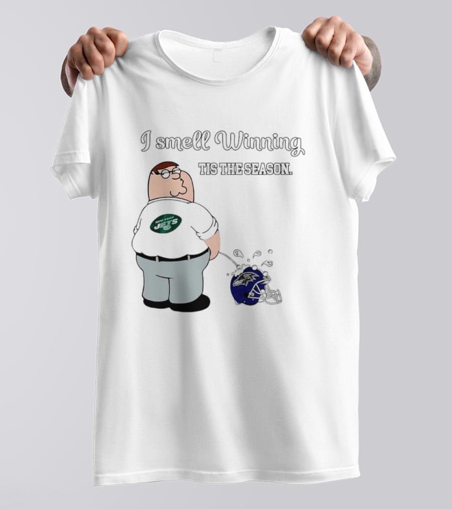 Peter Griffin New York Jets I Smell Winning Tis The Season Peeing On Baltimore Ravens Helmet T-Shirt