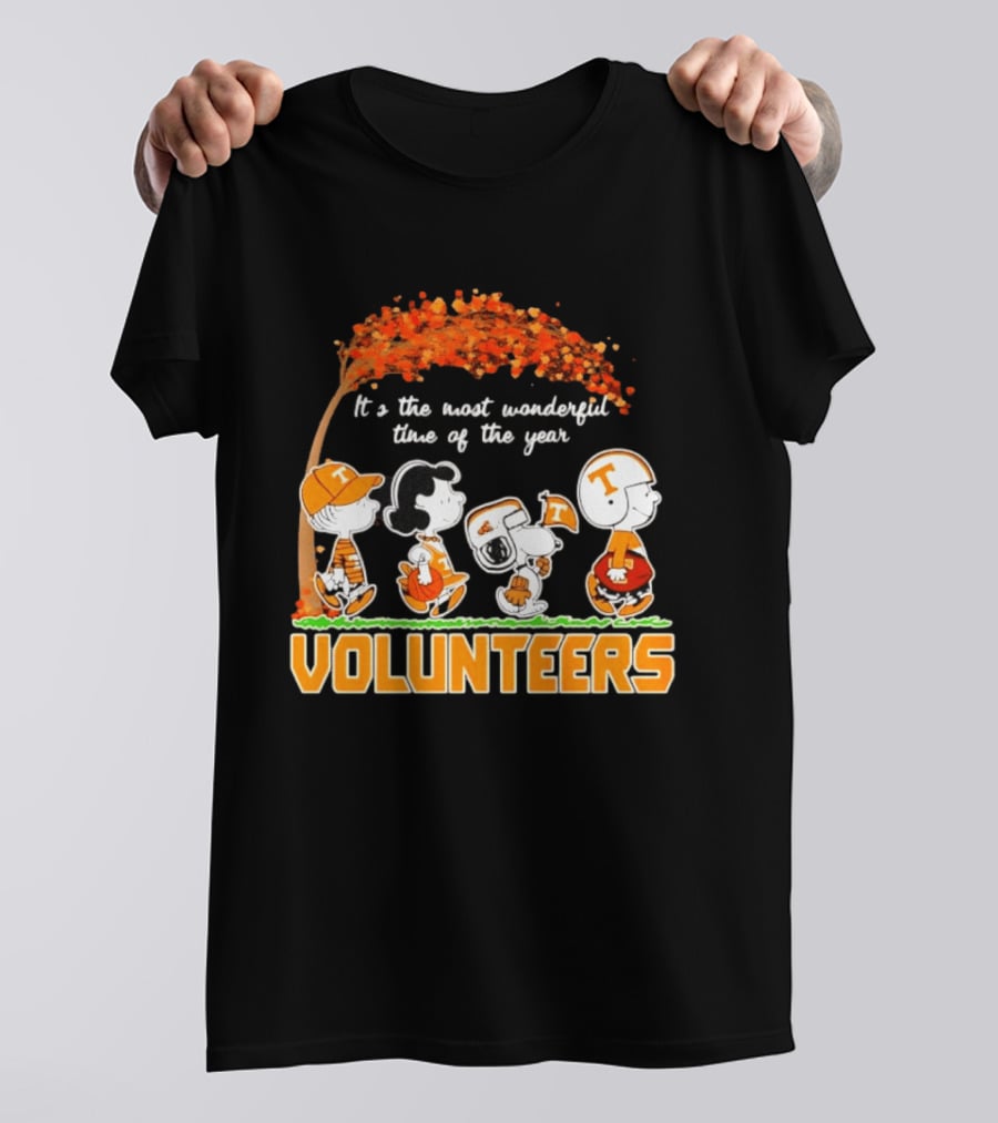 Peanuts Characters Tennessee Volunteers It's The Most Wonderful Time Of The Year T-Shirt