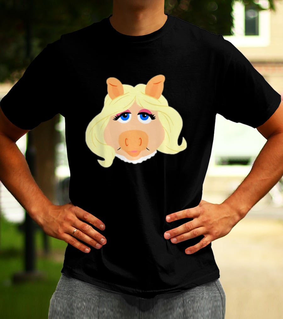Miss Piggy Iconic Jim Henson's Muppets Character Blonde Hair Blue Eyes T-Shirt