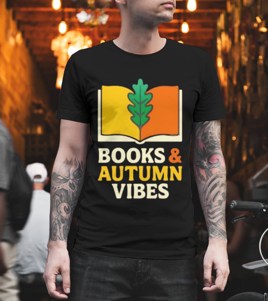 Books And Autumn Vibes Cozy Reading Season T-Shirt