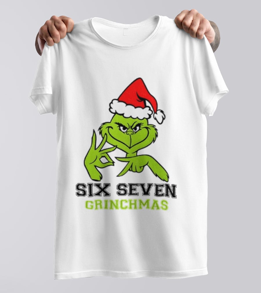 Grinch Santa Hat Six Seven Grinchmas Christmas 2025 Festive T-Shirt