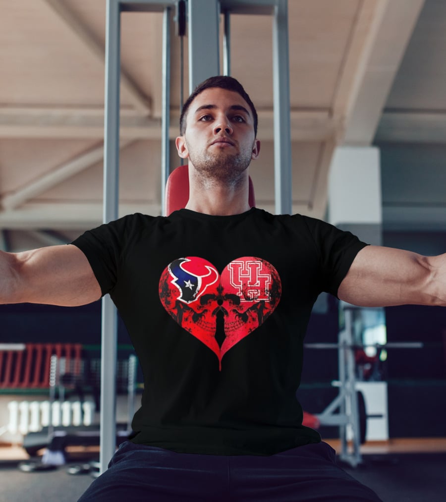 Houston Texans University Of Houston Cougars Heart Shaped Skulls Football Fans T-Shirt