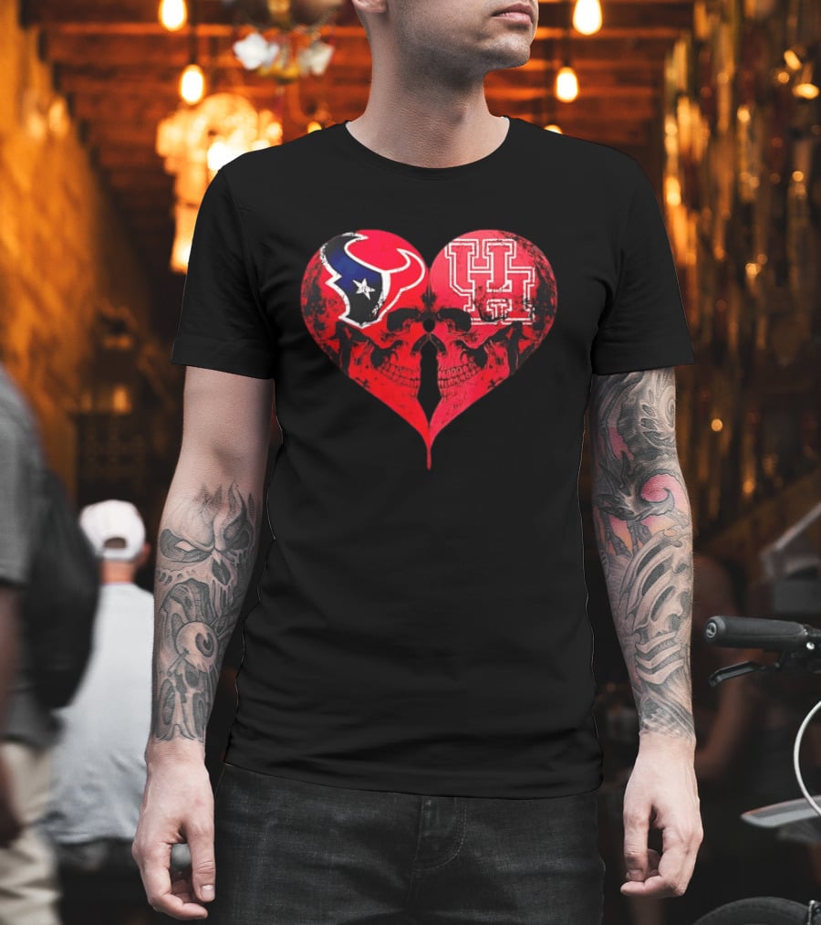 Houston Texans University Of Houston Cougars Heart Shaped Skulls Football Fans T-Shirt