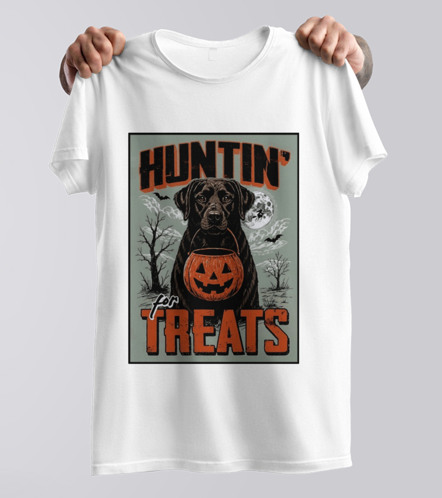 Black Labrador Huntin' For Treats Halloween Dog Moon And Jack O' Lantern T-Shirt