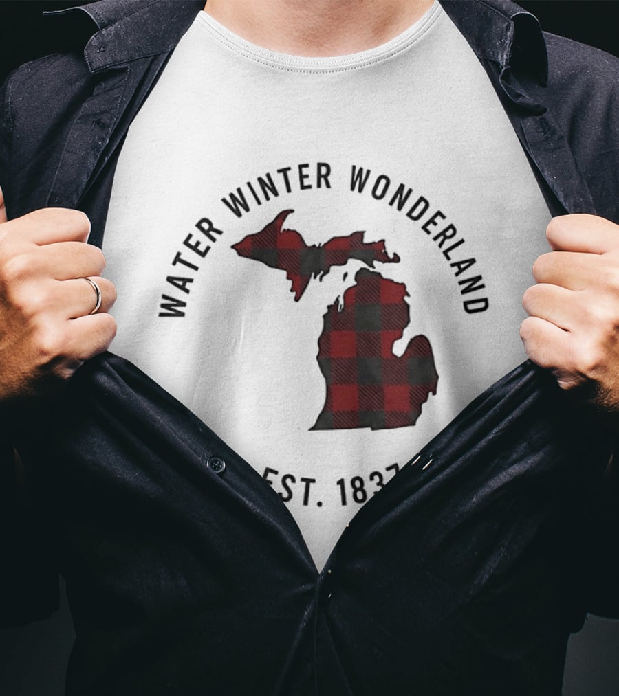Michigan Water Winter Wonderland Est 1837 Plaid T-Shirt