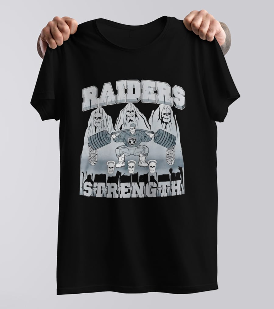 Raiders Strength Skull Weightlifter Grunge Style Powerlifting Motif T-Shirt