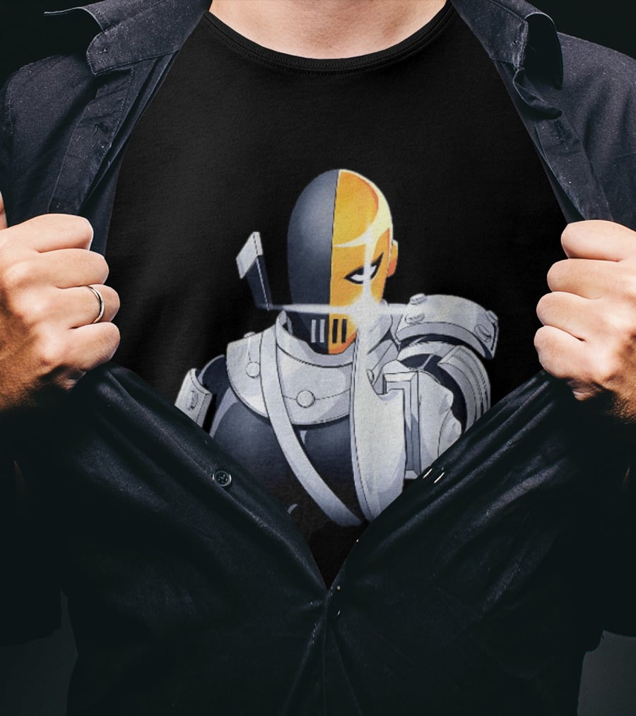 Deathstroke DC Comics Armor Sword Wielding T-Shirt
