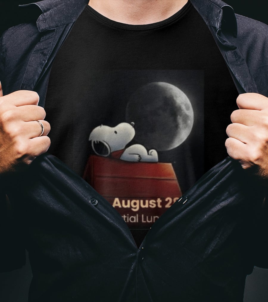 Snoopy August 28 Deep Partial Lunar Eclipse 2026 T-Shirt