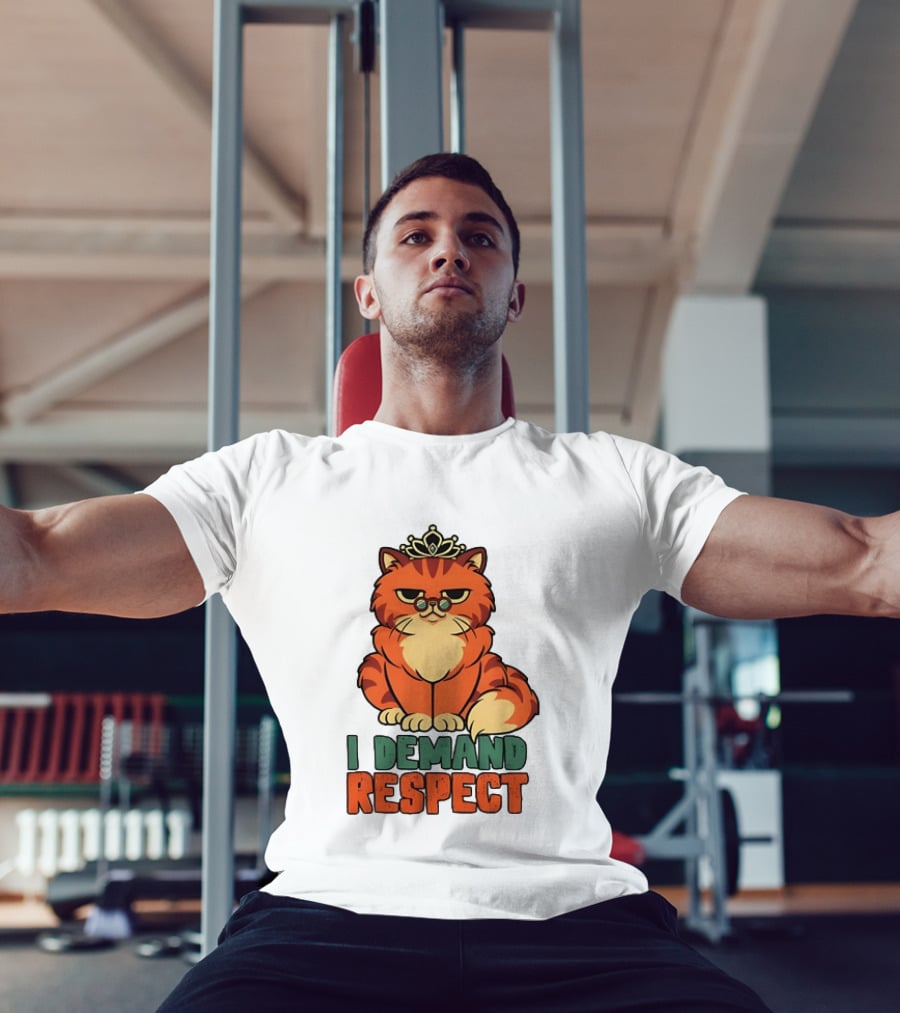 Cat With Crown I Demand Respect Pet Lover Distressed T-Shirt
