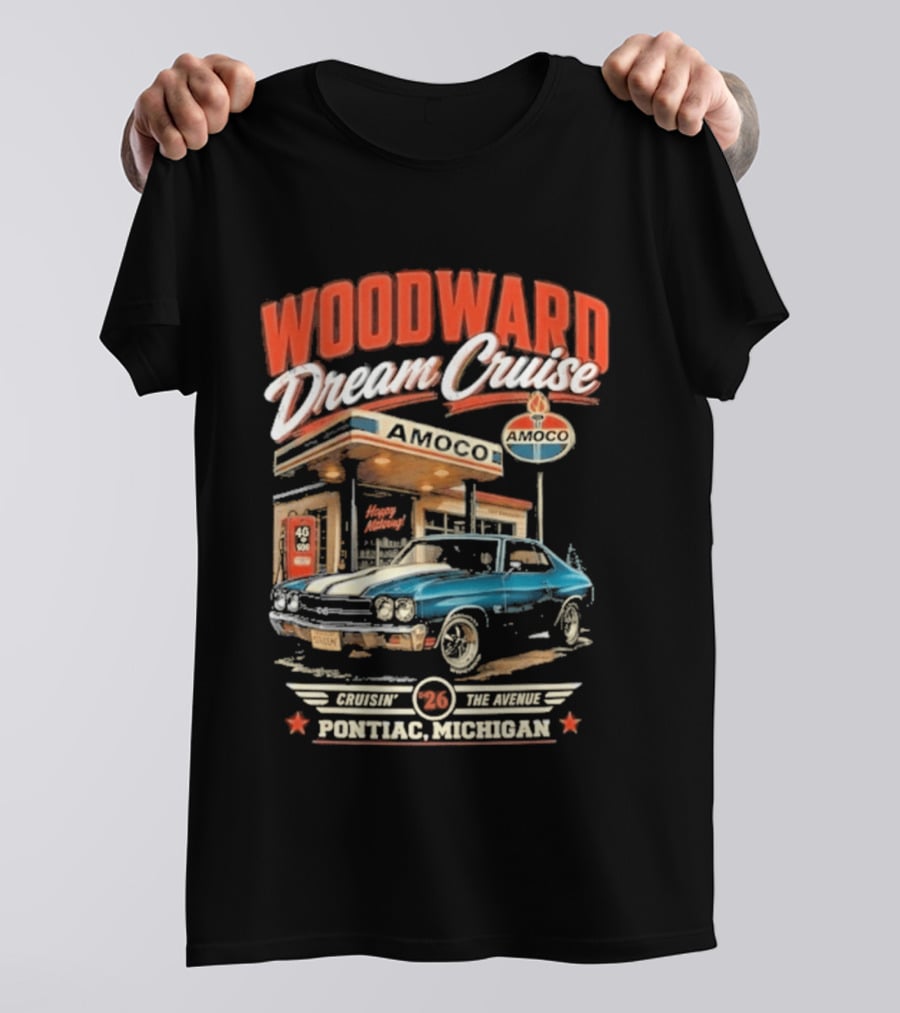 Woodward Dream Cruise Pontiac Michigan Amoco Service Station Classic Car T-Shirt