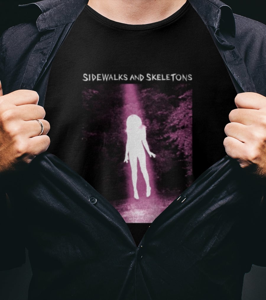 Sidewalks And Skeletons Goth Aesthetic Alien Abduction Vibes T-Shirt