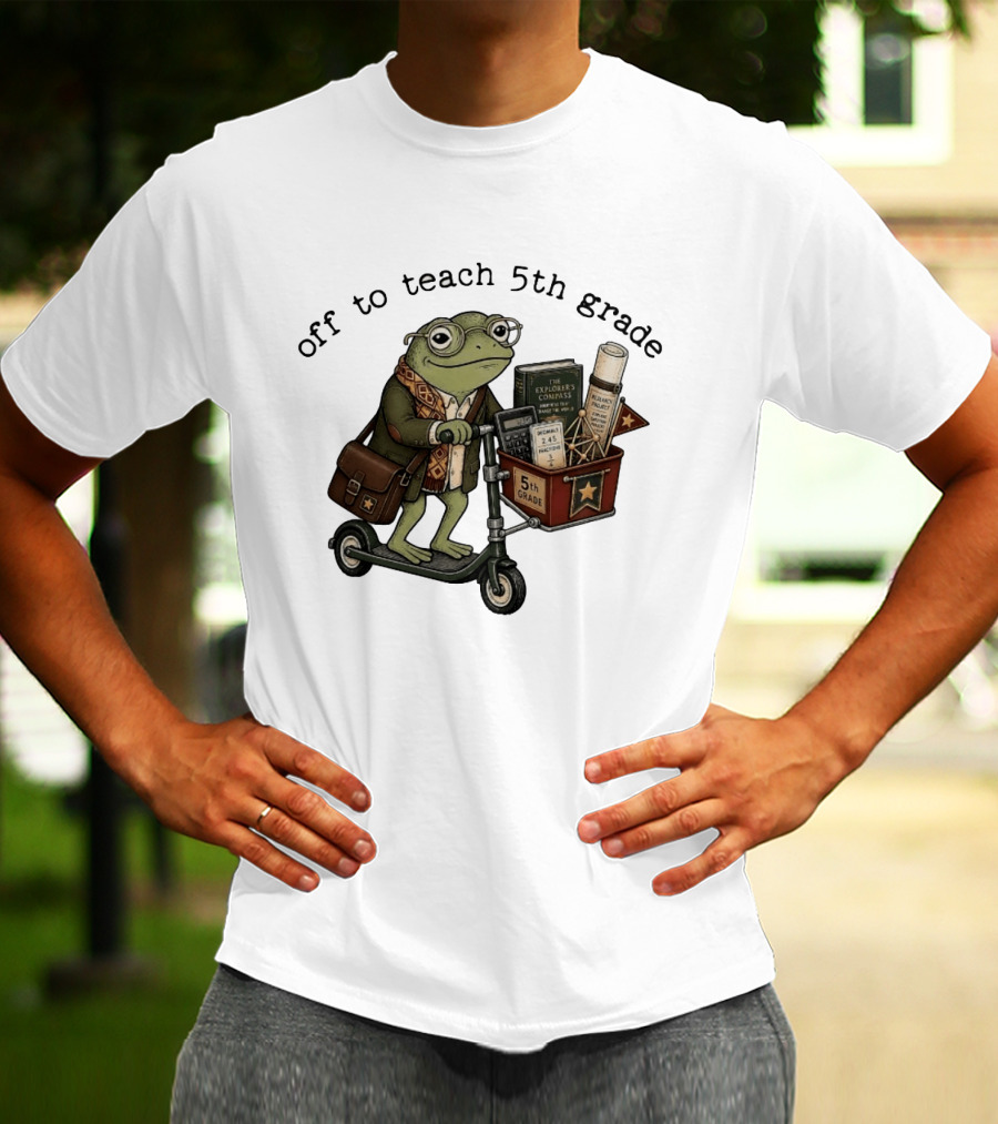 Off To Teach 5th Grade Frog Teacher Scooter Back To School T-Shirt