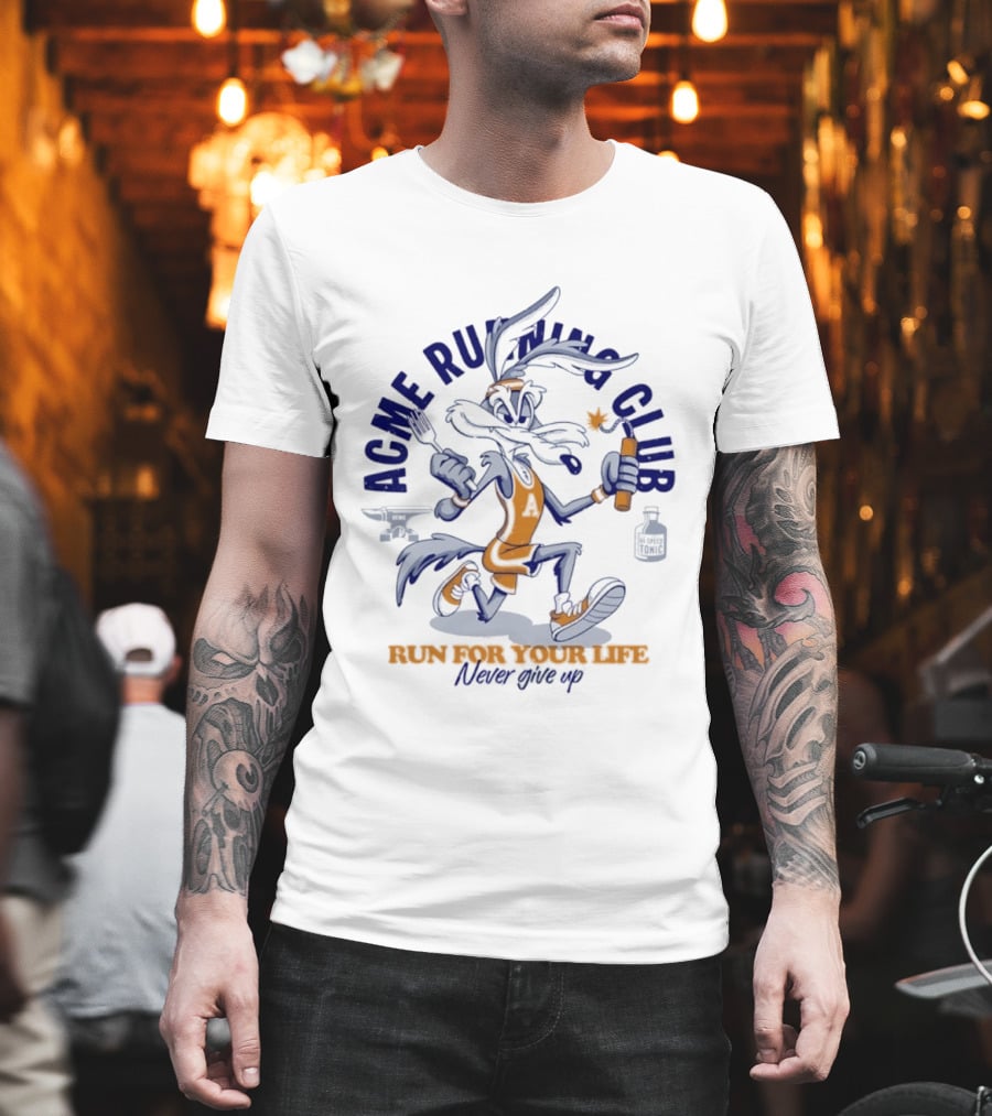 Acme Running Club Wile E Coyote Run For Your Life Never Give Up T-Shirt