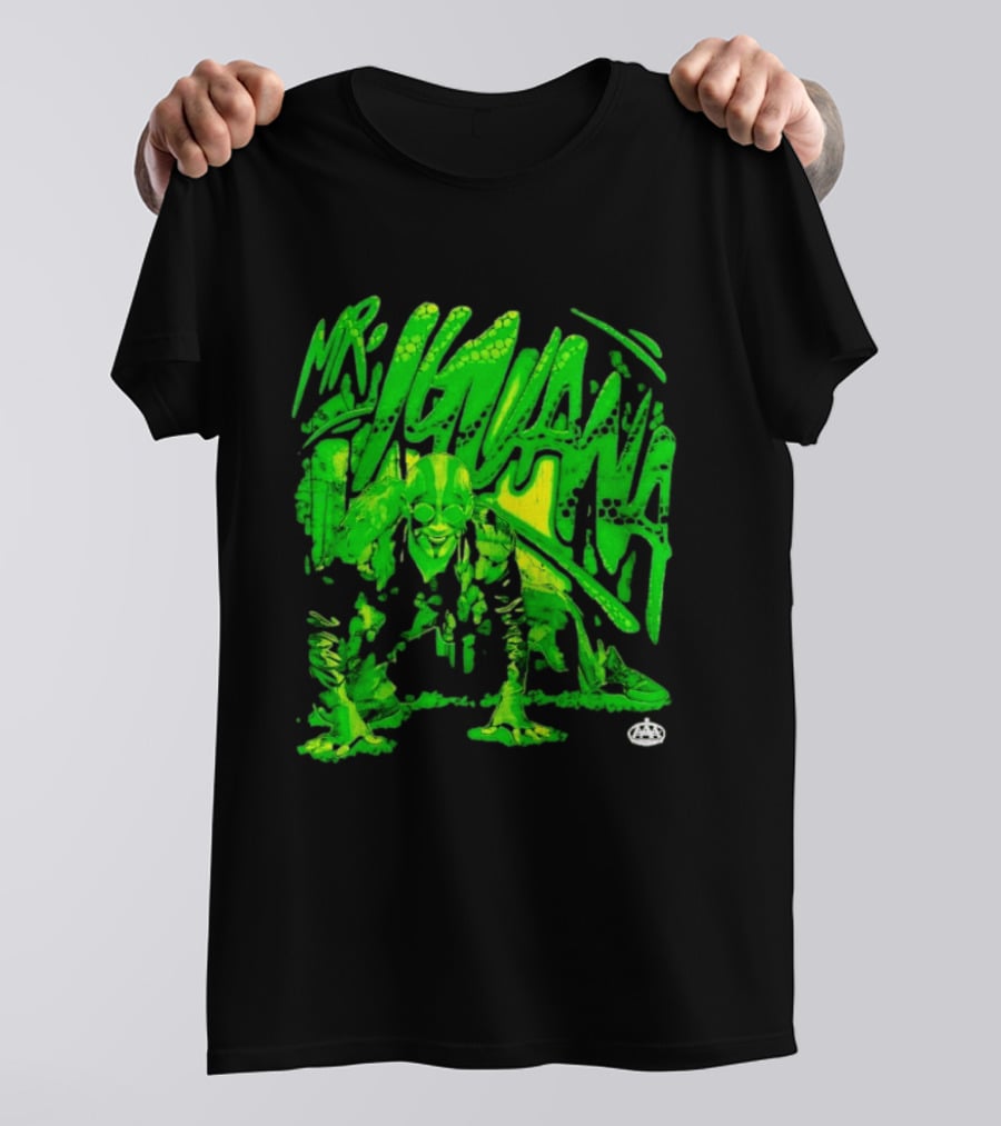 Mr Iguana AAA Lucha Libre Wrestler Crouching Masked Green Creature T-Shirt