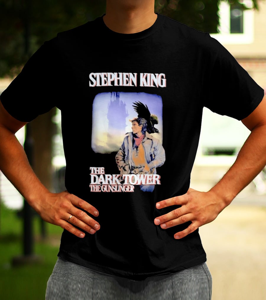 Stephen King The Dark Tower The Gunslinger Artwork With Gunslinger And Raven T-Shirt