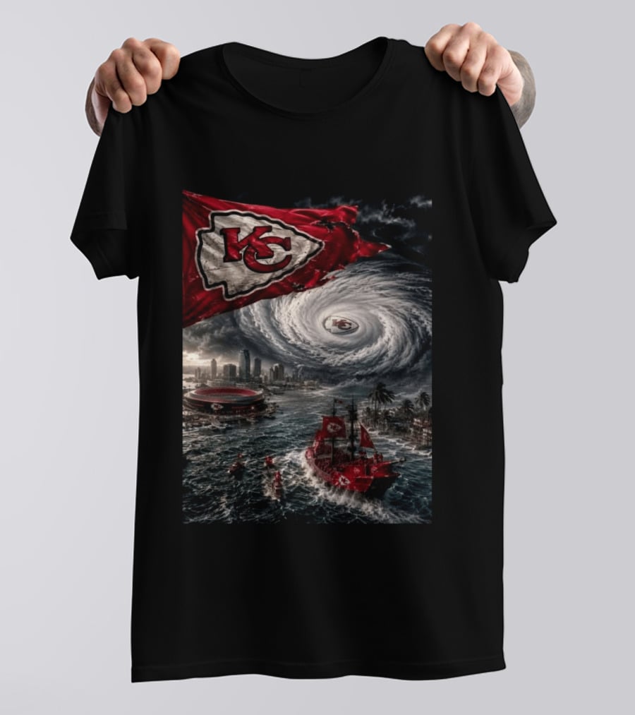 Tampa Bay You Better Start Boarding Up The Windows KC Football Storm Warning T-Shirt