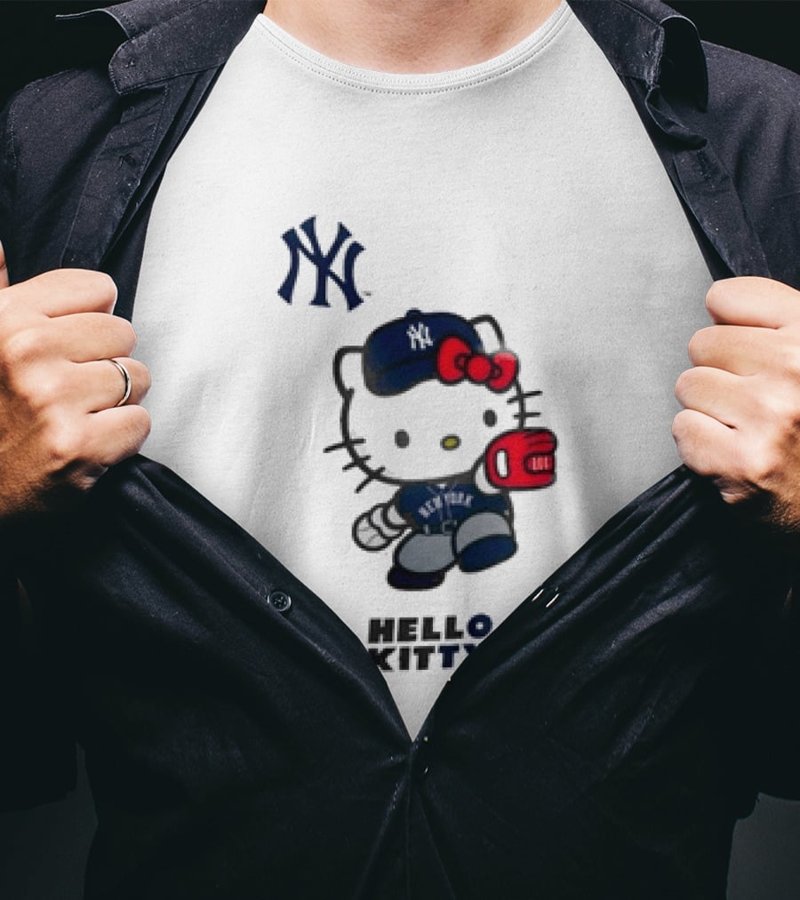 New York Yankees Hello Kitty Baseball Catcher Outfit T-Shirt