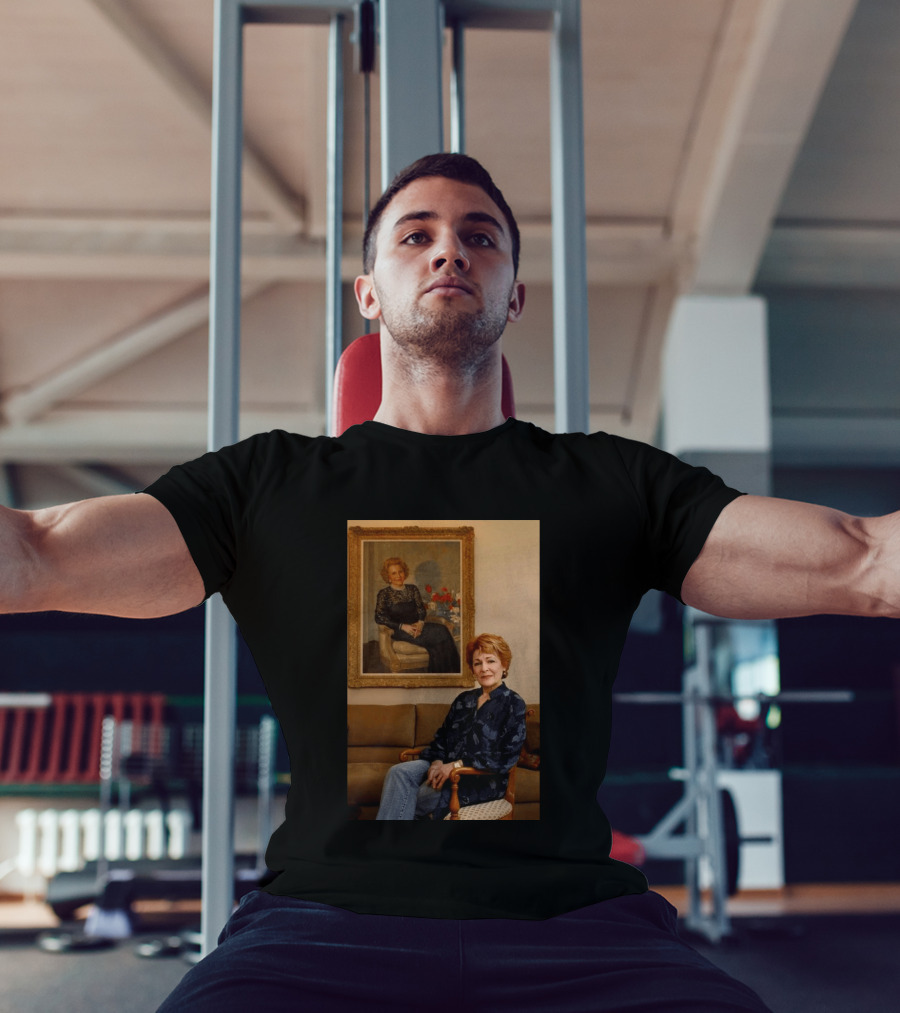 I Don't Know Who The Person In The Image Is. T-Shirt